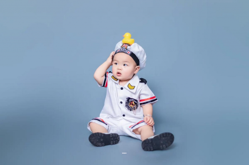 哈尔滨宝宝老摇头怎么回事 哈尔滨宝宝老摇头怎么回事